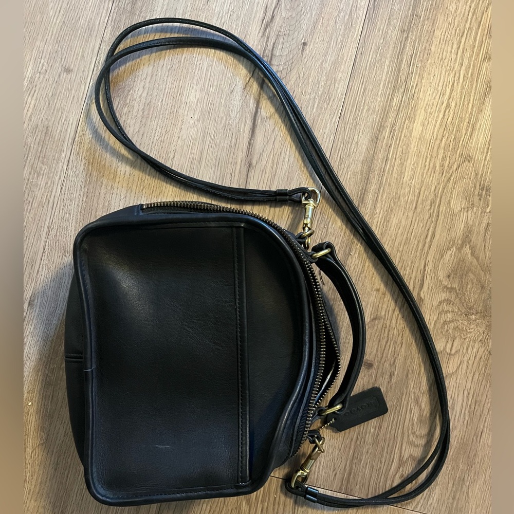 Vintage Coach cross body hand bag with top buckle handle. Like new!